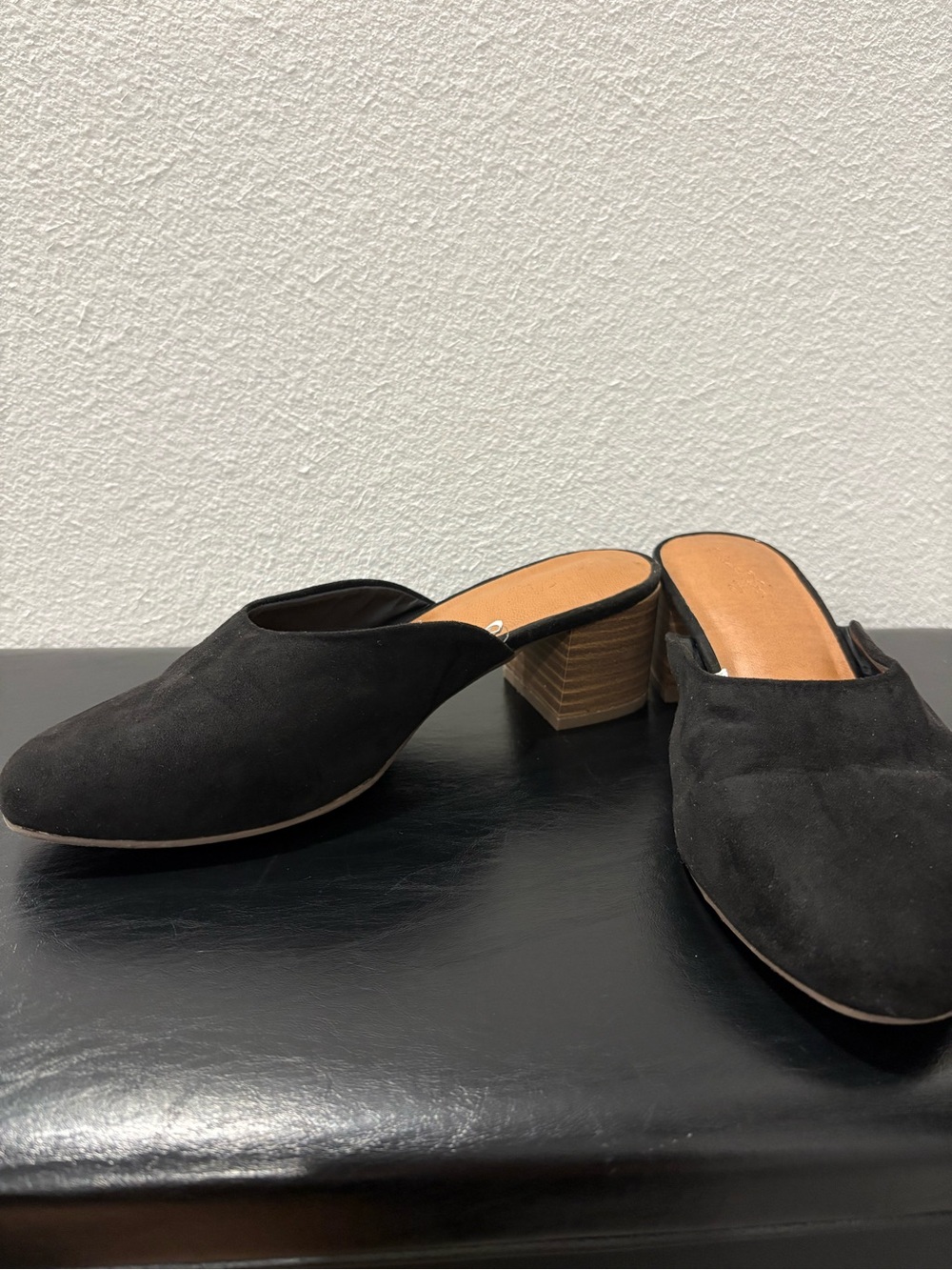 Universal Thread Black Suede Slip-On Block Heel Mules - Picture 3 of 4